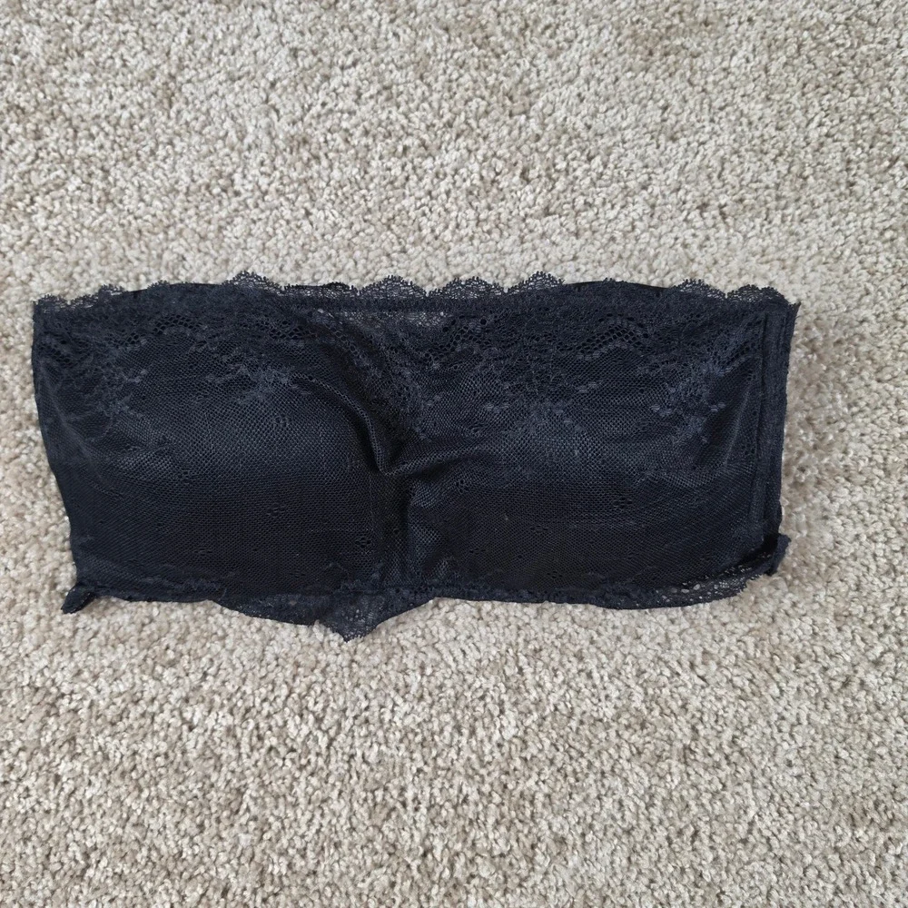 Spanx Bandeau Bra Undietectable Black Floral Lace Padded Strapless Medium